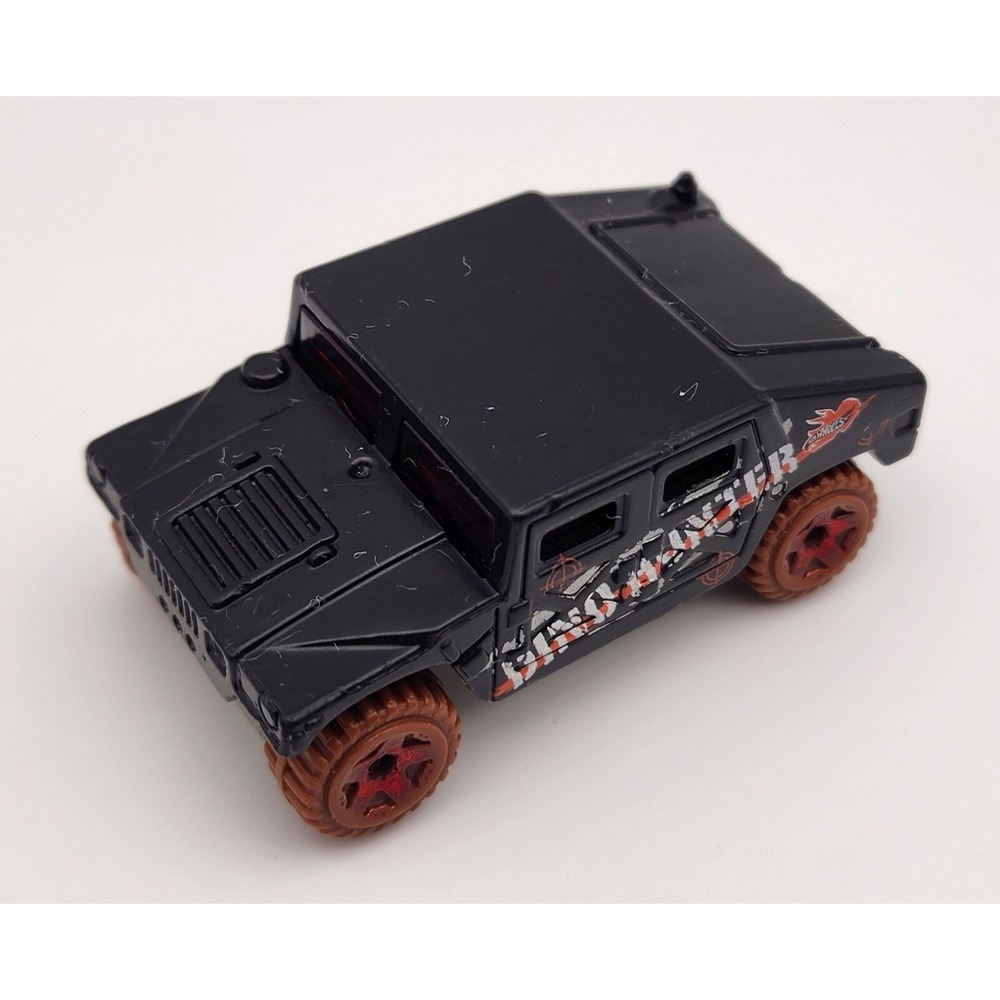 HOT WHEELS 2014 BLACK‎ DINO HUNTER RED WHEELS AM GENERAL Ty2